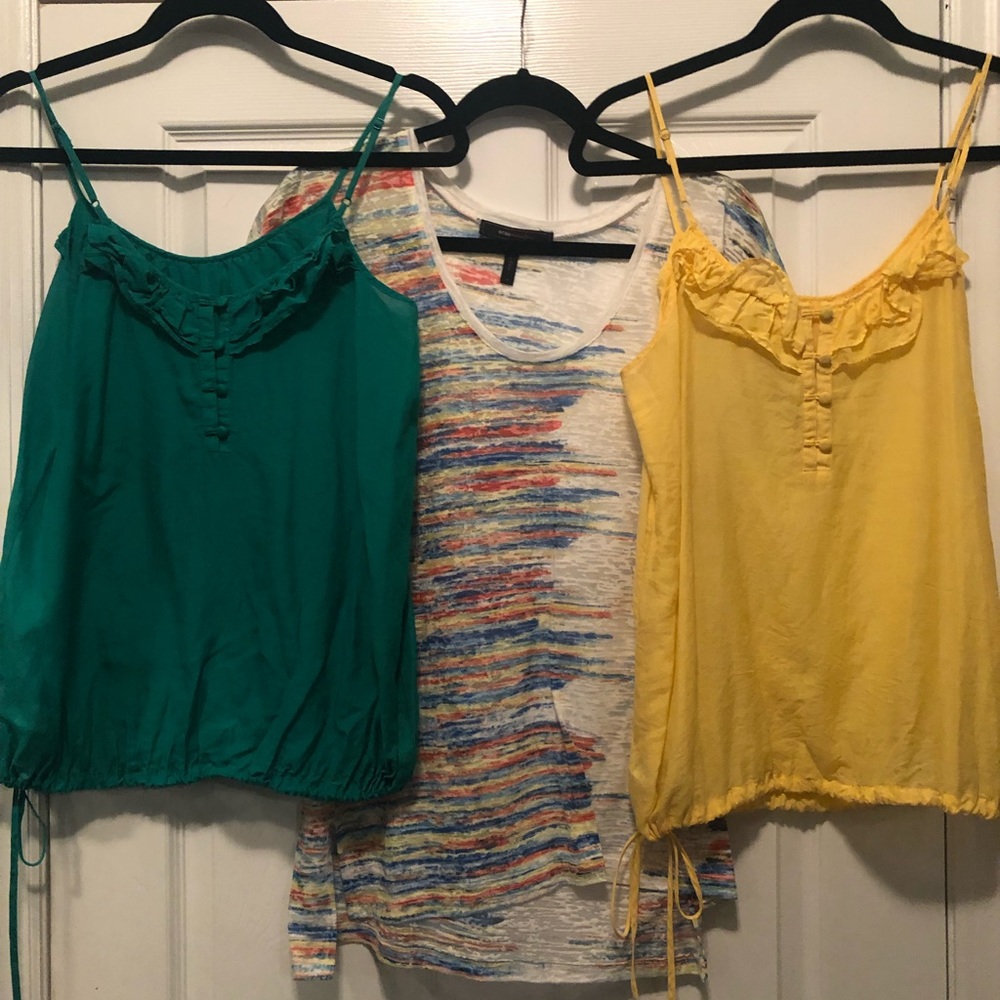 Women’s top bundle - 2 H&M tanks & 1 BCBG T.